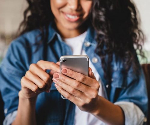 Kontaktoni miqtë e vjetër, ju bën nostalgjikë dhe më të lumtur