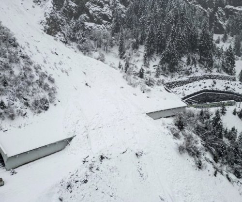 Tre skiatorë të tjerë vdesin nga orteqet në Austri