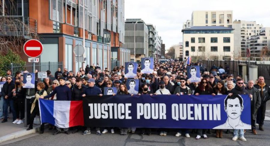 mijera-njerez-marshojne-ne-lion-pas-vrasjes-se-aktivistit-francez-javen-e-kaluar