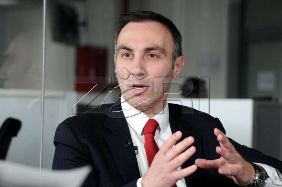 Artan Grubi ndalohet në Bllacë