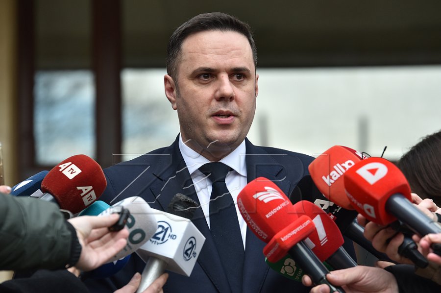 Abdixhiku  Më pak se 9 ditë për zgjidhjen e çështjes së Presidentit  kërkohet përgjegjësi e lartë politike