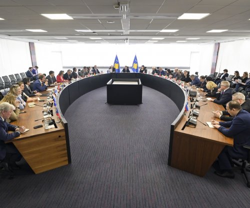 Kryeministri Kurti takoi ambasadorët e akredituar në Kosovë