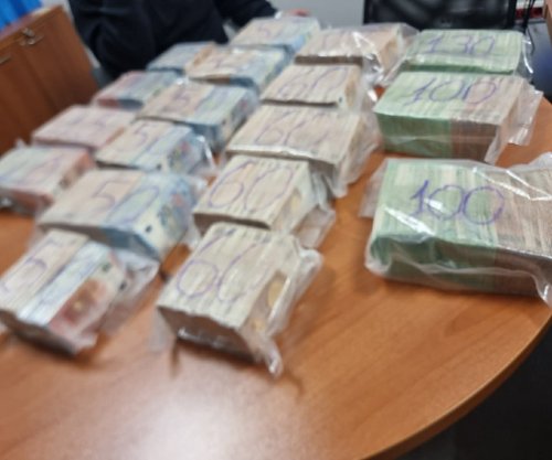 Zbulohen rreth një milion euro të padeklaruara në Merdar