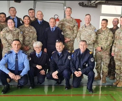 Policia e Kosovës pranon donacion me pajisje fitnesi nga KFOR-i