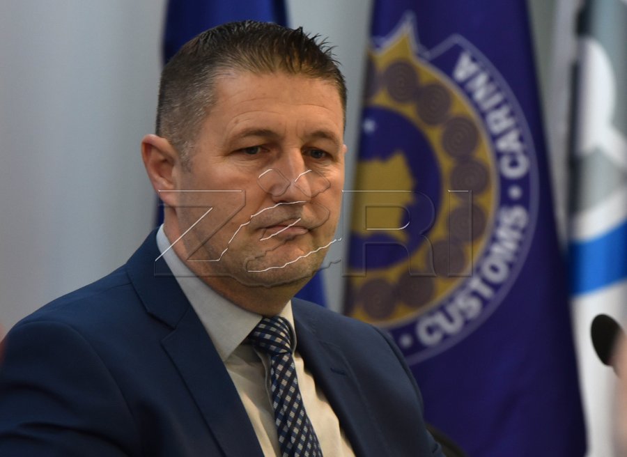 U zbuluan një milion euro në automjet, Llugaliu: Ndër goditjet më të rëndësishme ndaj lëvizjeve të paligjshme financiare