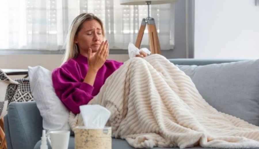 pse-disa-njerez-semuren-rende-e-disa-aspak