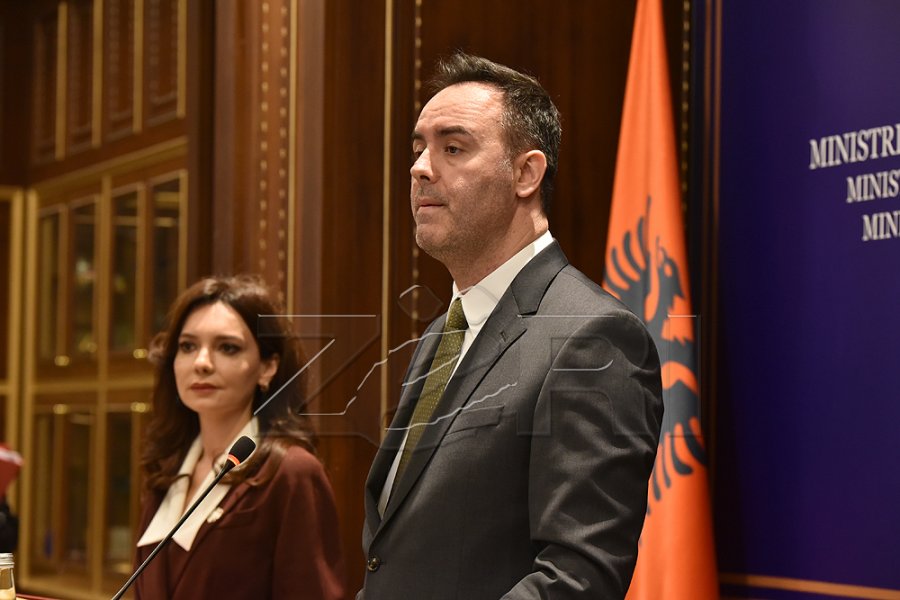 Konjufca tregon se a do të jetë kandidat për president 