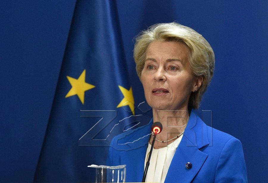 Von der Leyen  Kredia për Ukrainën do të ndodhë në një mënyrë ose në një tjetër
