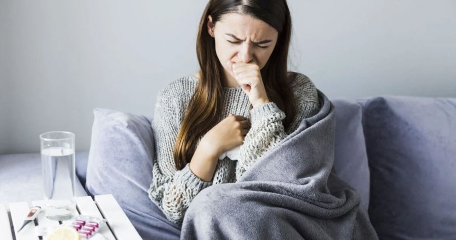 Çfarë të hani kur jeni me ftohje, ushqimet që ndihmojnë në rikuperim