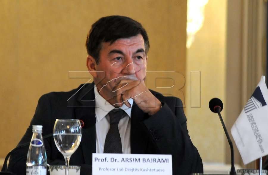 Arsim Bajrami vetëofrohet si kandidat për President  thirrje për unitet politik