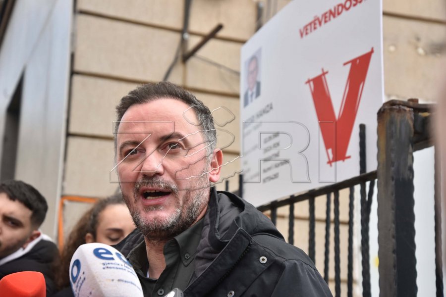 Emri për president nga familja Jashari  Molliqaj  Shantazh ndaj Vjosa Osmanit