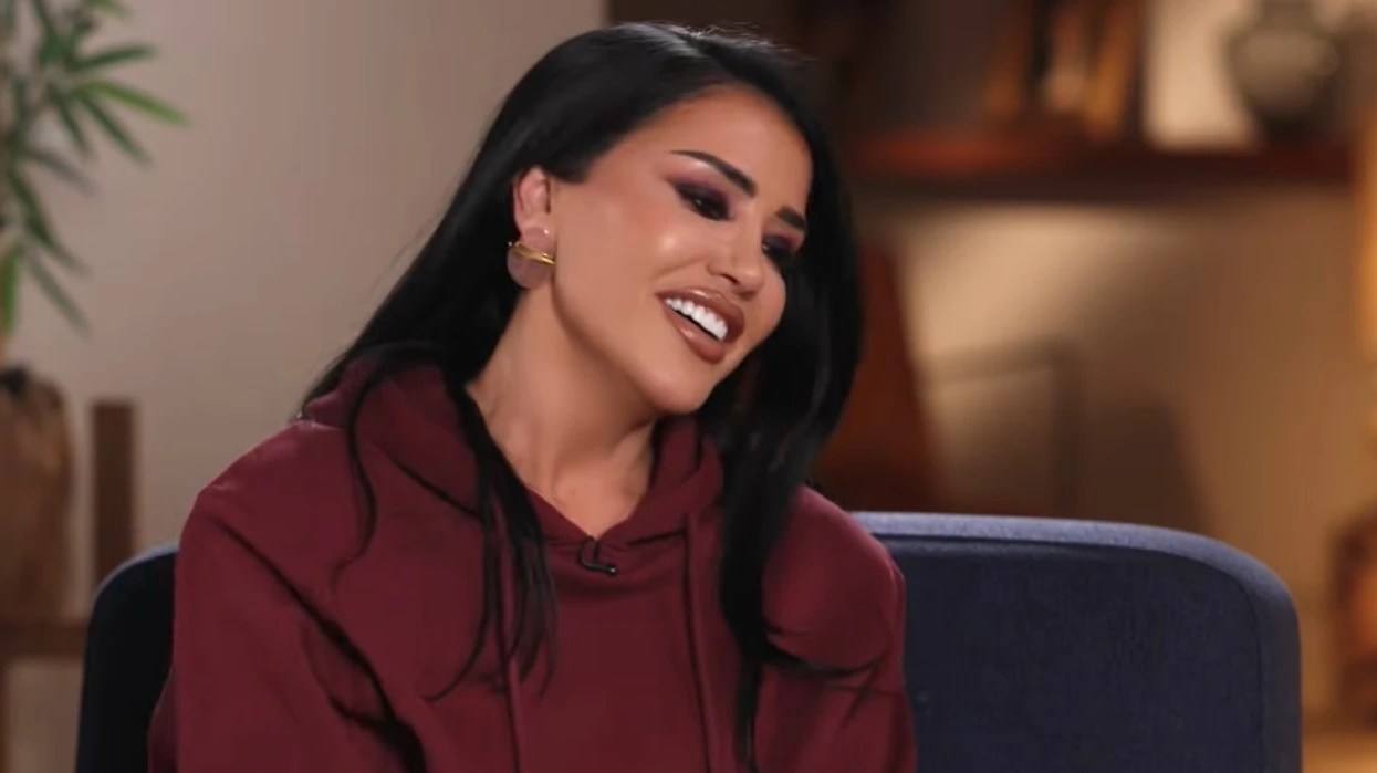 Jonida rrëfen si u njoh me Romeo Veshajn: Më bëri një batutë në Instagram, është karizmatik