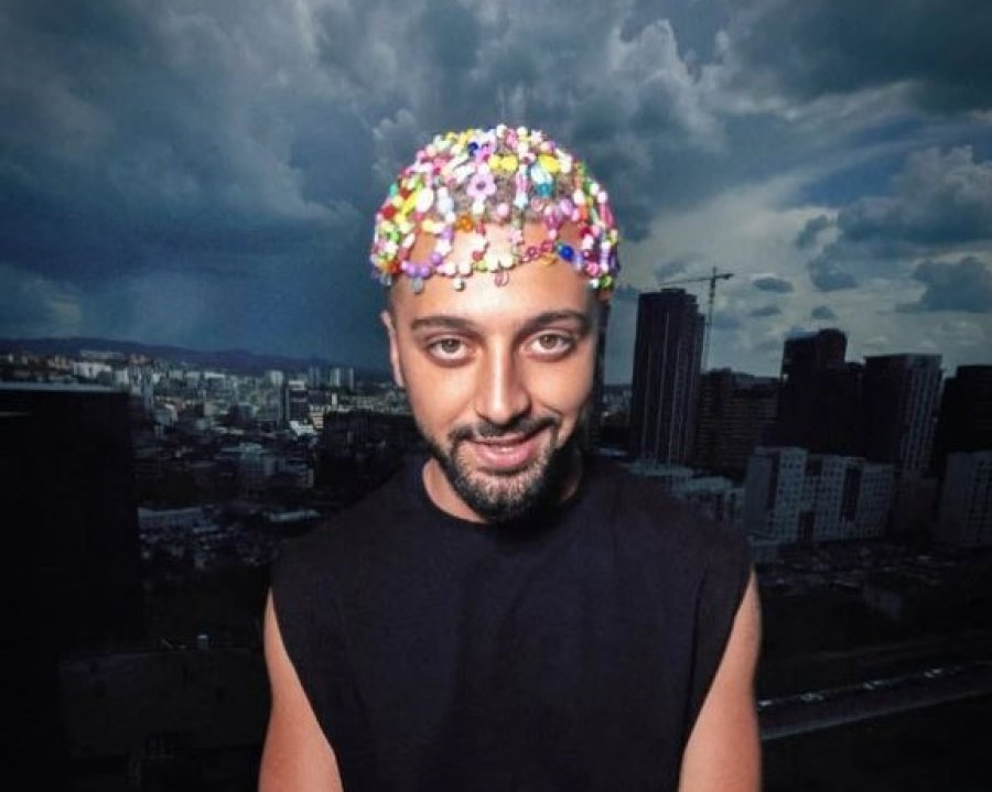 Fama  muzika e humbja e vëllait   viti që shkroi historinë e Gjestit