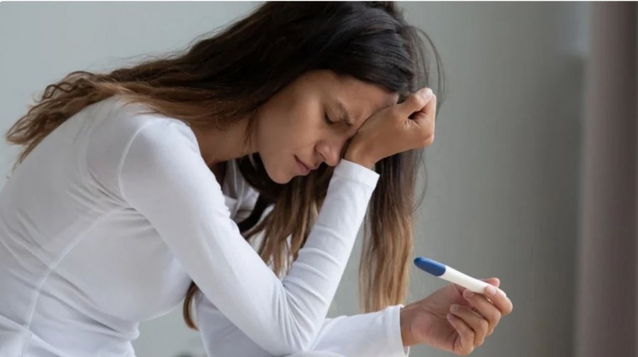 Mos prisni shumë gjatë: Gjashtë simptoma që tregojnë probleme me fertilitetin