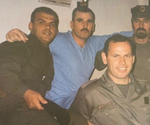 Lladrovci përkujton Gjeneral Shaban Shalën