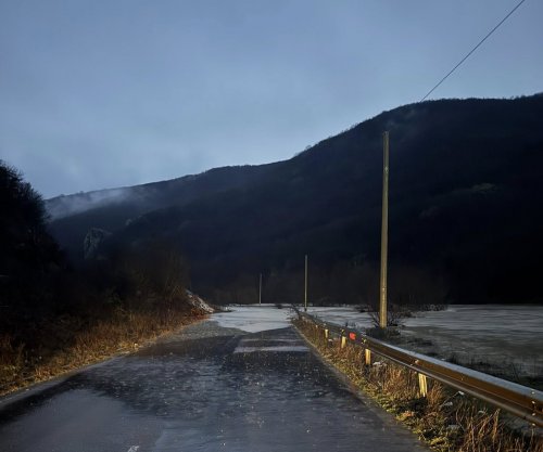 Lladrovci: Lehtësohet për qarkullim rruga Drenas-Komoran, por kujdes