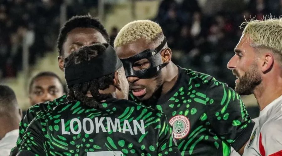 Kjo ndodh vetëm në Kupën e Kombeve të Afrikës: Osimhen zemërohet me bashkëlojtarët dhe nuk donte të luante më