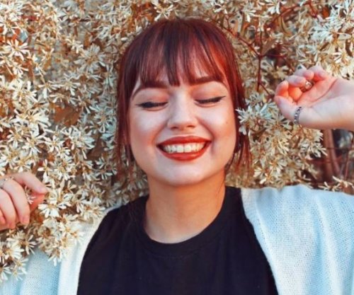 Gjej lumturinë te vetja, fokusohu te pjesët pozitive të jetës dhe mos e krahaso veten me askënd