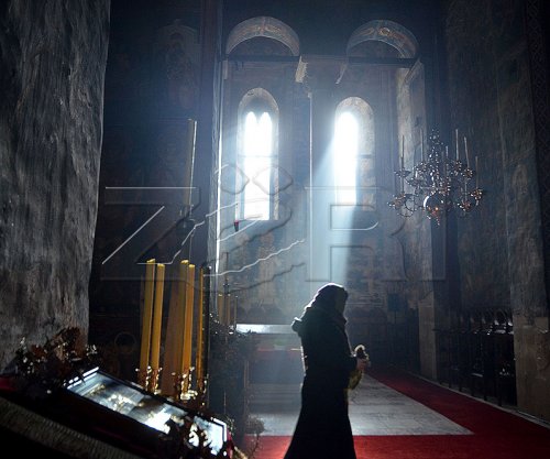 Presidentja Osmani uron Krishtlindjen ortodokse