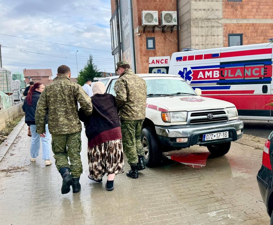 FSK-ja evakuon dy familje në Xerxë të Rahovecit