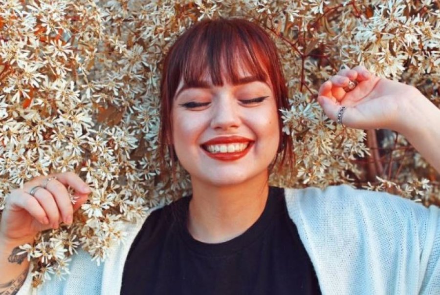 gjej-lumturine-te-vetja-fokusohu-te-pjeset-pozitive-te-jetes-dhe-mos-e-krahaso-veten-me-askend