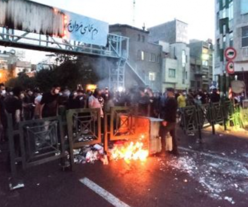 Franca, Britania dhe Gjermania dënojnë ashpër vrasjen e protestuesve në Iran