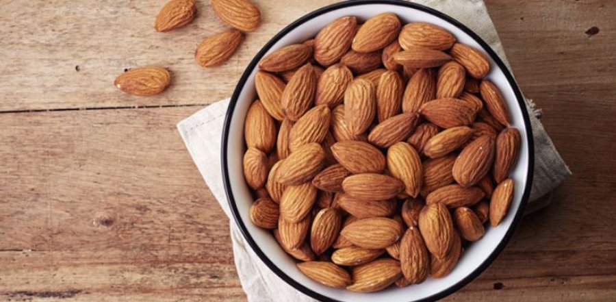 Përse duhet të konsumoni bajame për shëndetin e flokëve dhe lëkurës