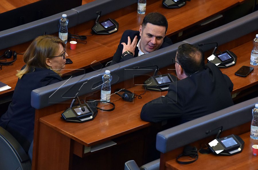 bajrami-nuk-ka-rruge-tjeter-pervec-ringritjes-dhe-rikthimit-te-ldk-se