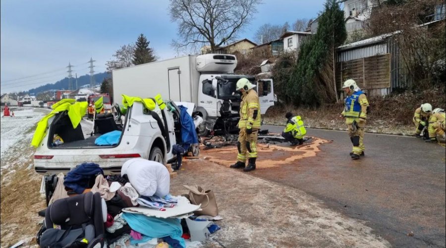 Vdes vogëlushi i familjes pesëanëtarëshe që u aksidentua në Gjermani
