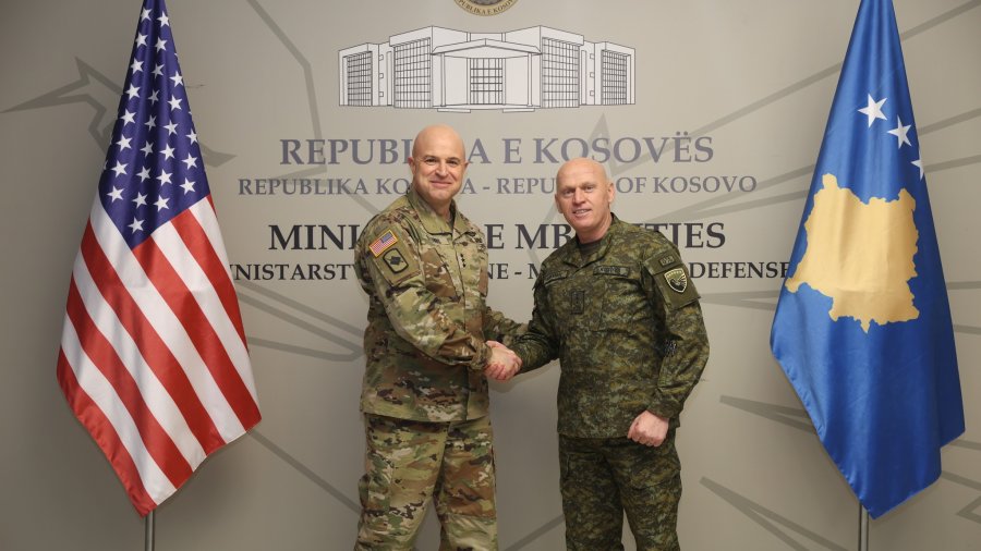 Jashari takon Gjenerallejtënant Stubbs  Partneriteti me SHBA në  thelbësor për modernizimin e FSK së