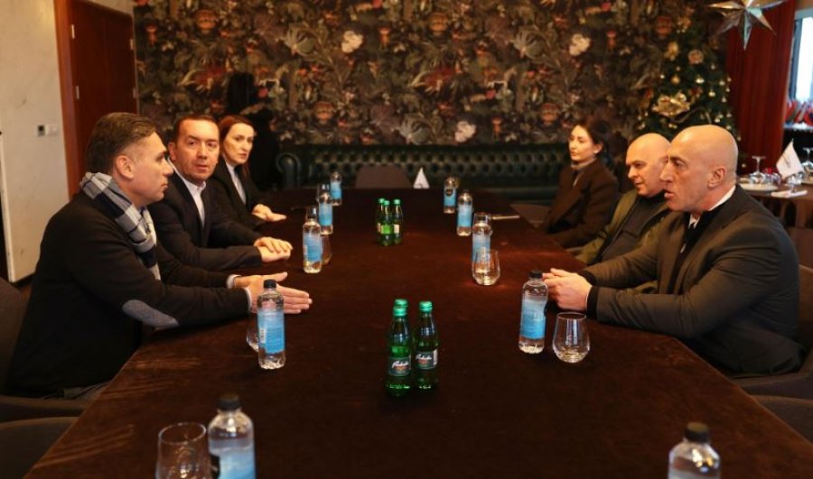 Zjarri në Comodita  Haradinaj  Prodhimi po vazhdon dhe vendet e punës po ruhen