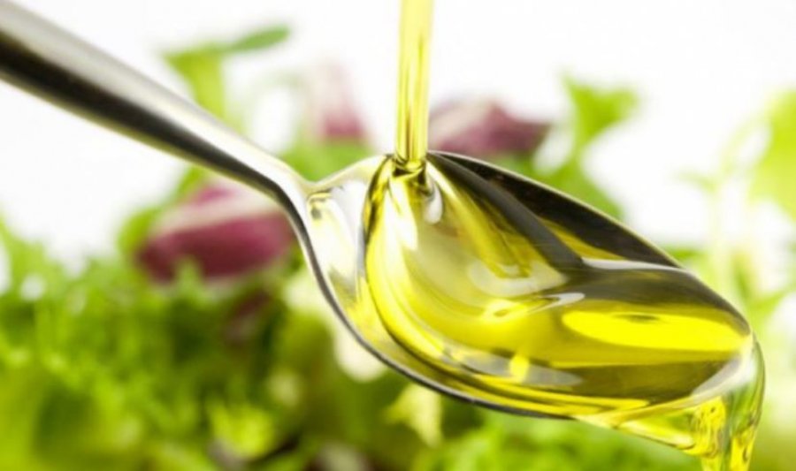 Keni dëgjuar për kurën me tri lugë vaj ulliri në ditë  ja se çfarë shëron