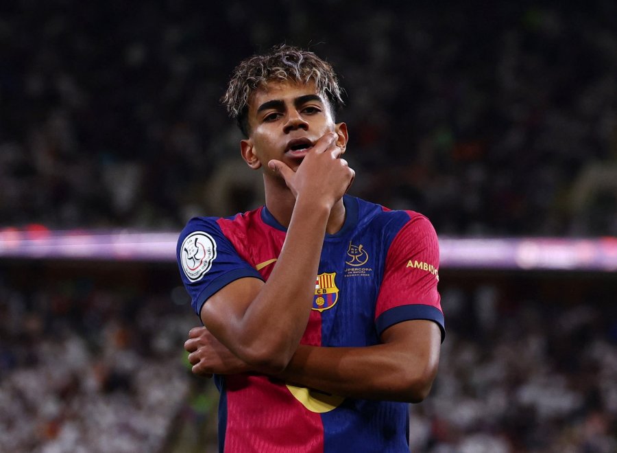 Hansi Flick konfirmon  Yamali gati për finalen e Superkupës ndaj Real Madridit