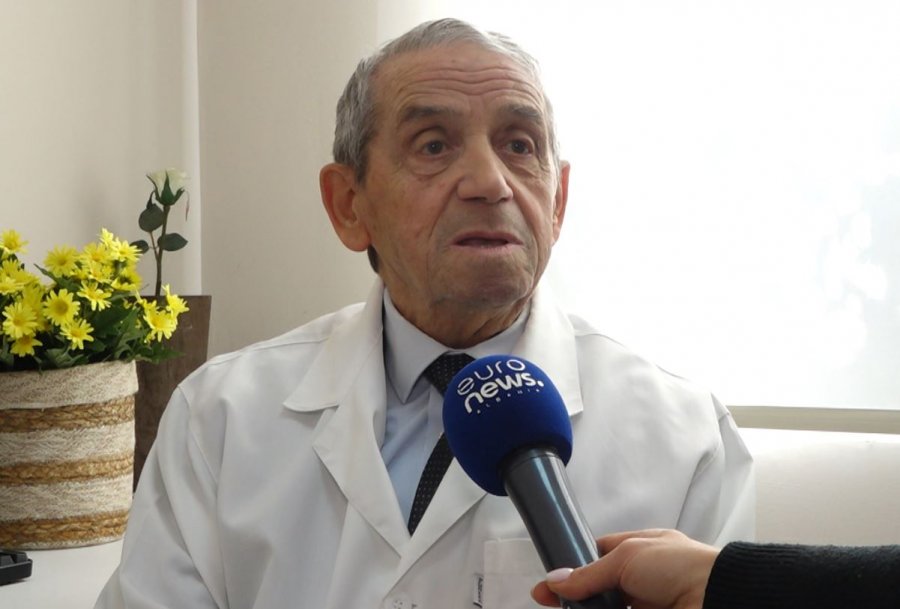 Historia e mjekut shqiptar që lundroi 22 ditë me nëndetëse në 50 metra thellësi