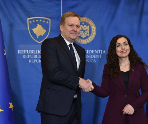 Pas Kurtit, Sorenseni nis takimin me Osmanin