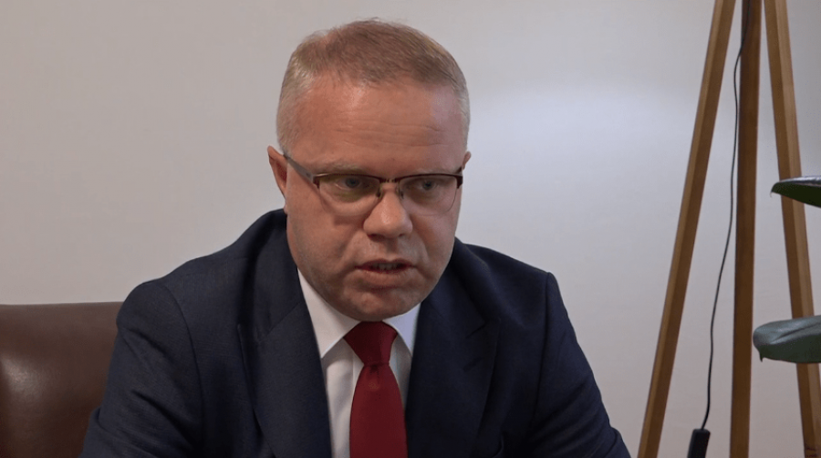 Bajraktari  Kredibiliteti i Speciales tash e sa kohë është i dyshimtë