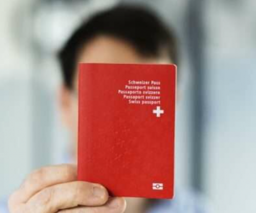 Gjykata i jep të drejtë kosovarit që i ishte refuzuar pasaporta zvicerane