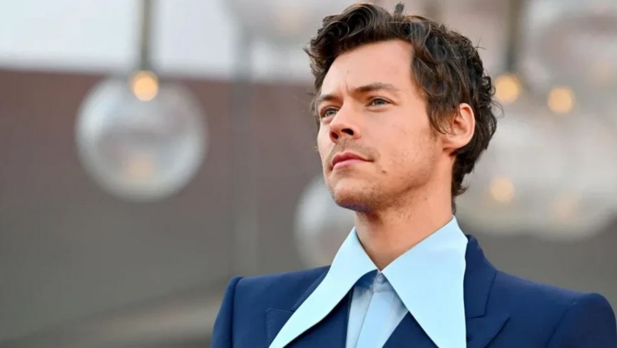 Harry Styles me befasi të madhe për fansat  njofton albumin e tij më të ri