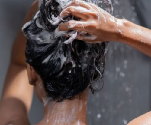 Sa shpesh duhet t’i lajmë flokët në të vërtetë?