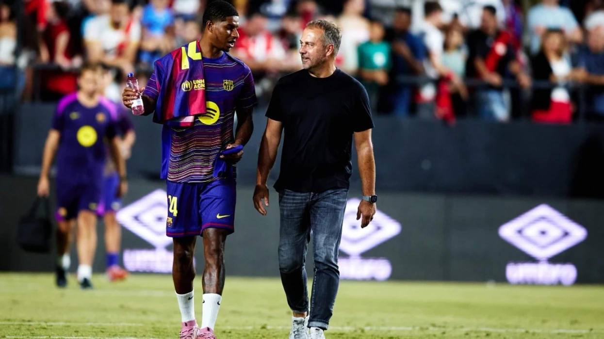 Hansi Flick flet për të ardhmen e Rashfordit mes zërave për largim