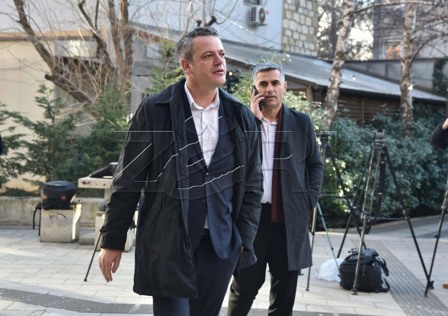 Gashi i shkurtër për çështjet e dorëheqjeve në LDK