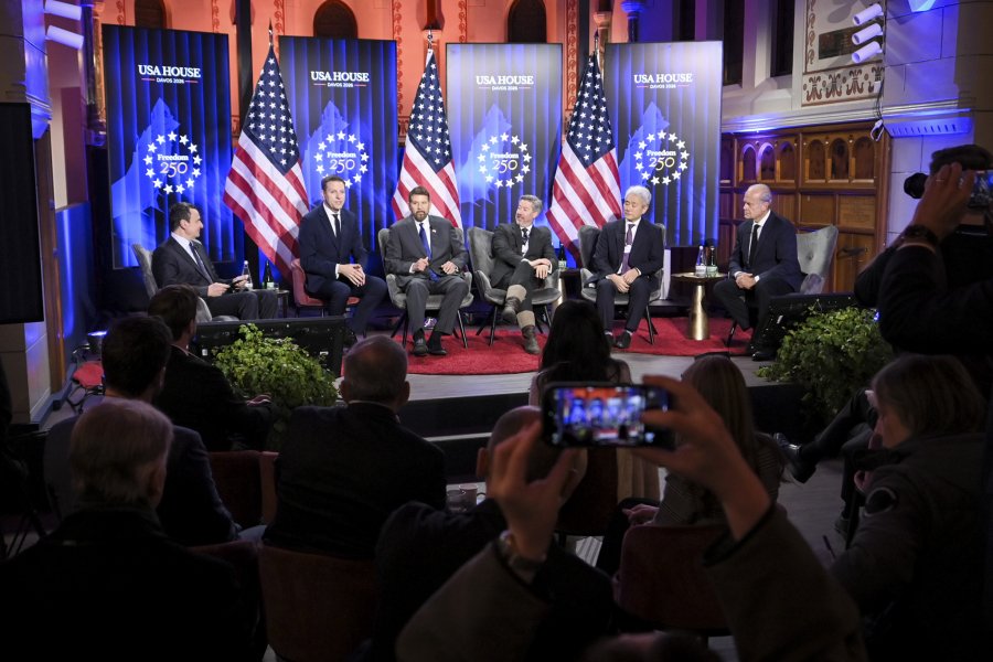 Kurti merr pjesë në panelin “Besimi, Lidershipi dhe Amerika 250” në Shtëpinë e SHBA-së në Davos