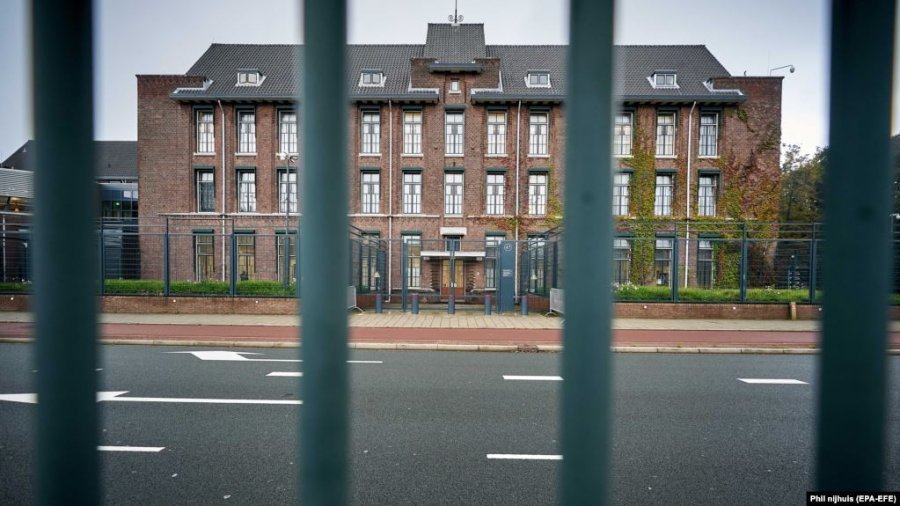 Specialja e pranon, “Xhevdet Doda” e mohon – A iu mbajtën nxënësve ligjërata nga zyrtarë të gjykatës?