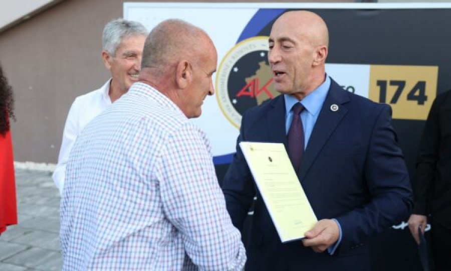 Vdes ish-luftëtari i UÇK-së dhe anëtari i AAK-së, ngushëllon Haradinaj