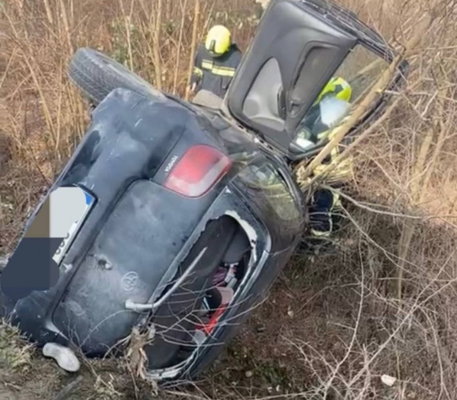 Vdes një person në një aksident trafiku në Gjakovë