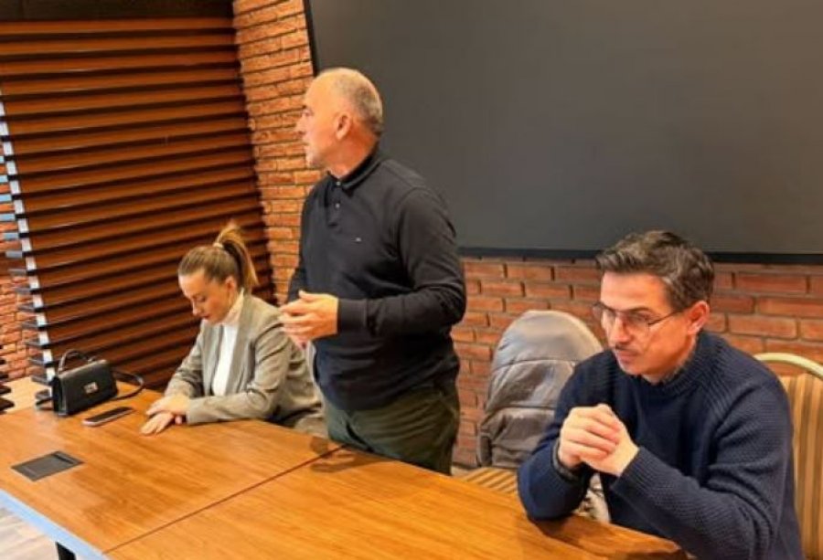  Shumica e diskutimeve në përkrahje të Abdixhikut   mblidhet LDK ja e Pejës