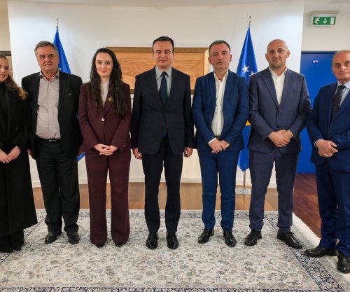 Kurti pret krijues shqiptarë nga Mali i Zi në kuadër të Festivalit Poetik të Prishtinës