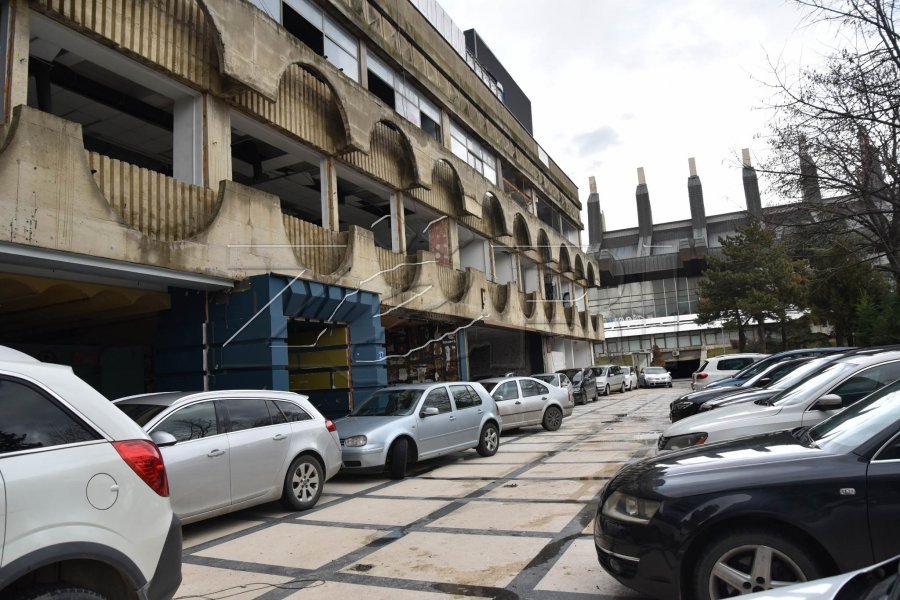 Ish punonjësit e  Rilindjes  kërkojnë nga Komuna 20 përqindëshin