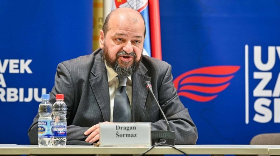 Shormaz: Vuçiqi po dëmton interesat e serbëve në Kosovë, ata duhej t’ia kishin kthyer shpinën Beogradit