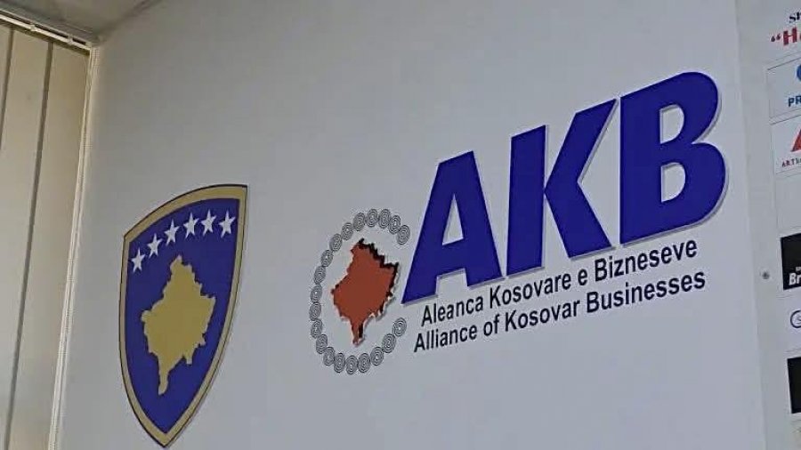 AKB ja ngre alarmin ekonomik  Mbi një miliard dollar humbje në ditë nga bllokadat në kufijtë e Ballkanit Perëndimor